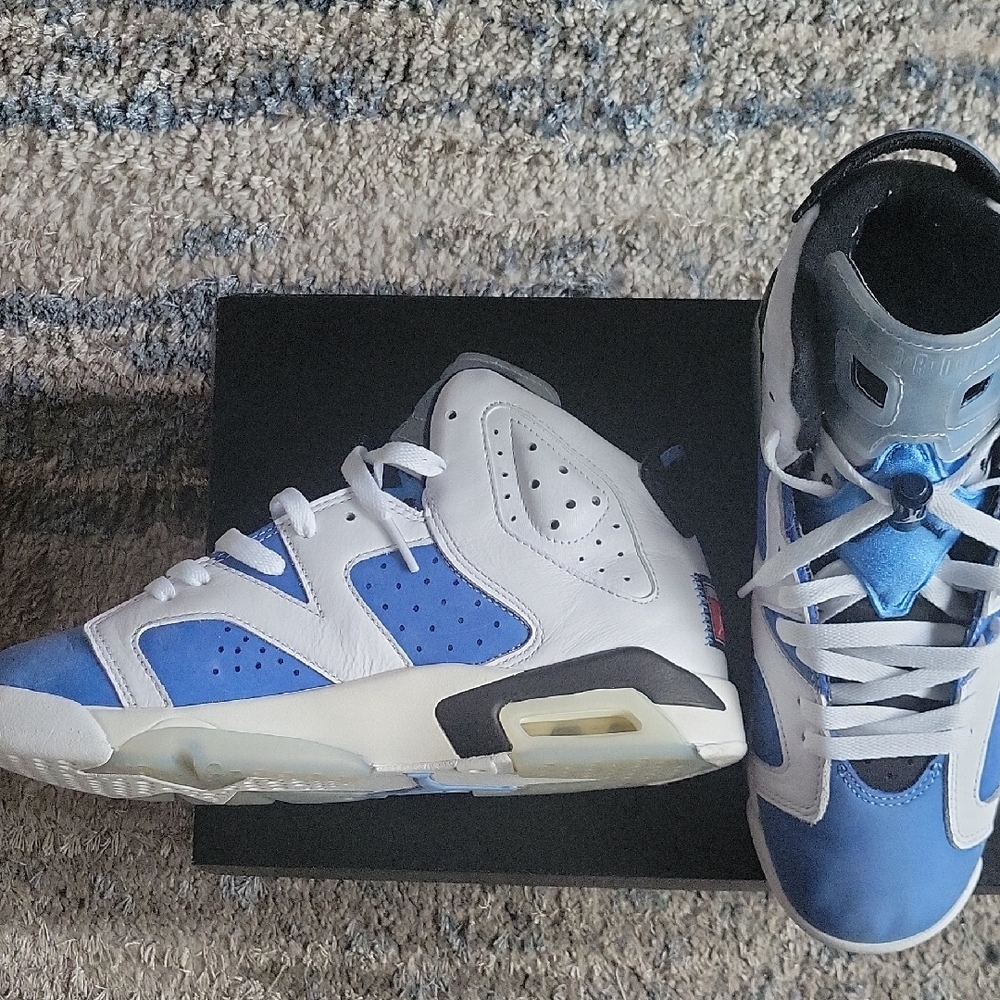Jordan Retro6 University Blue and White High-Top Sneakers Worn 2x - Picture 3 of 11